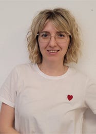   Frau A. Trapezanlidou  Ärztin in Weiterbildung zur Fachärztin für Allgemeinmedizin